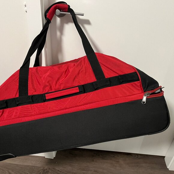 Eagle Creek Rolling Duffle Bag - Picture 4 of 8